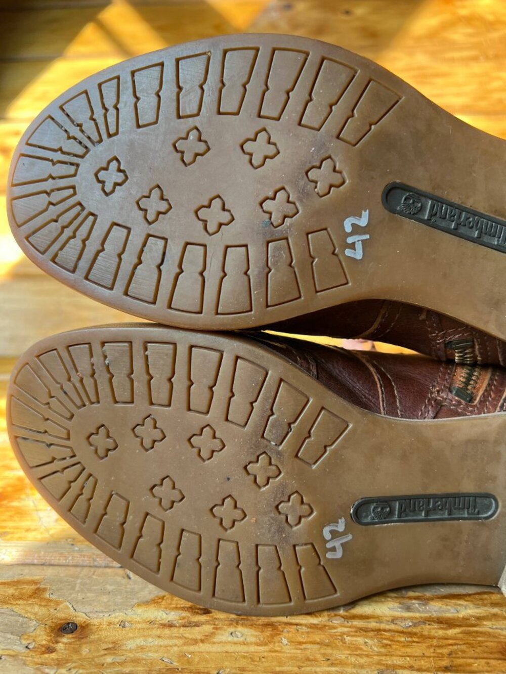 Brown Timberland boots - Picture 2 of 7